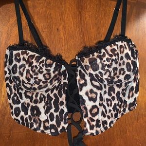 Leopard top
